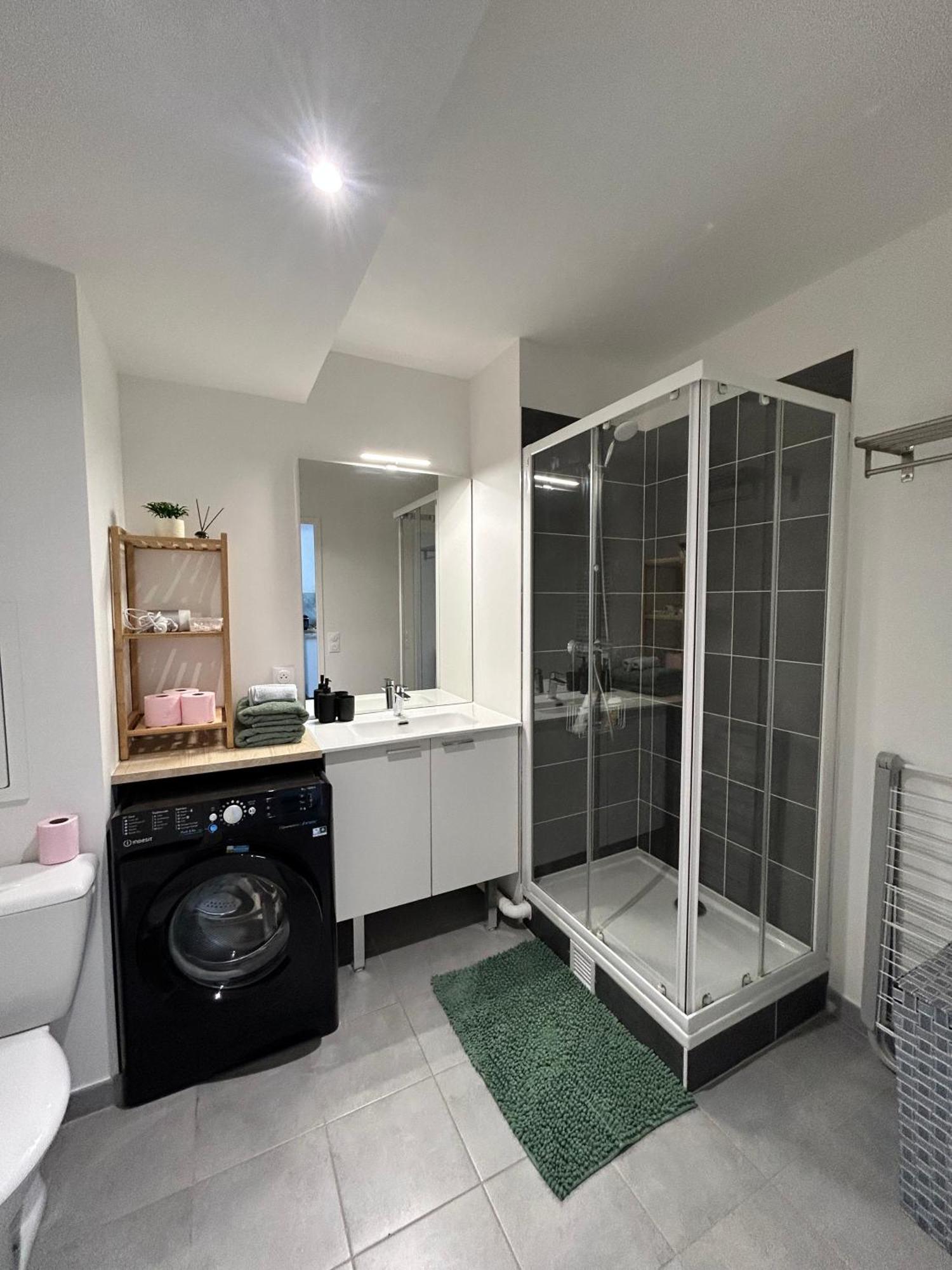 Elegant Appartement Minimaliste Entre Paris Et Disney 누와시 르 그헝 외부 사진